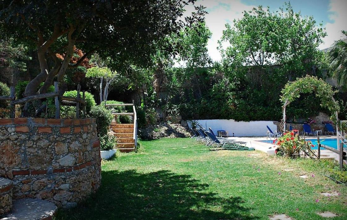 Iliostasi Beach Apartments Hersonissos  Exteriér fotografie